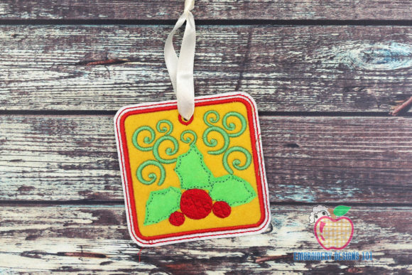 Holly Leaves with Berries Ornament Review